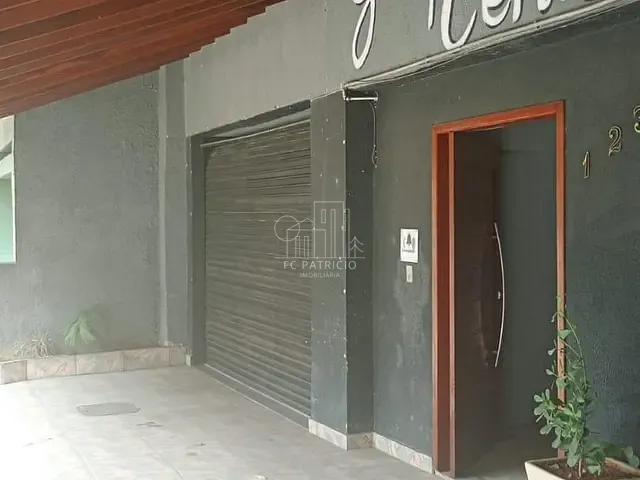 Sala com 42m², para alugar, no bairro Centro em Guapimirim