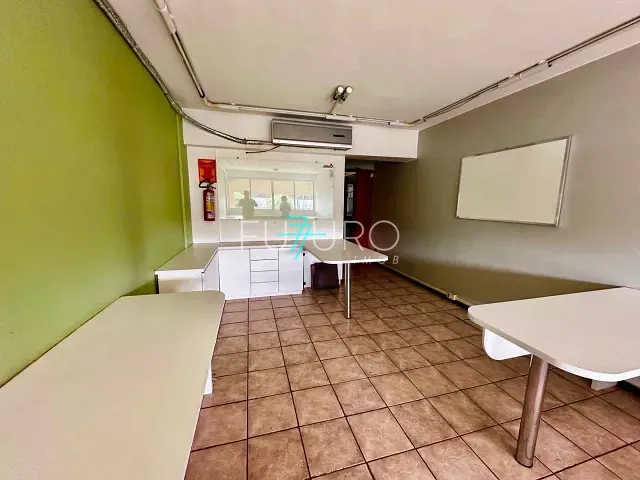 Sala com 30m², à venda, no bairro Asa Sul em Brasília