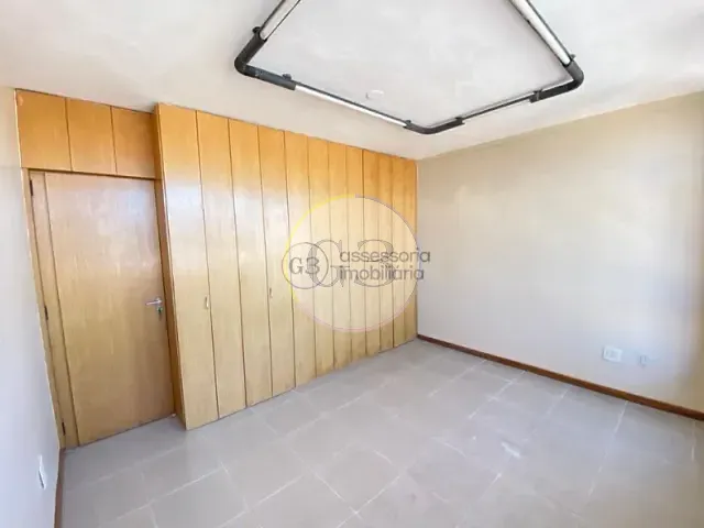 Sala à venda, no bairro Centro em Pelotas
