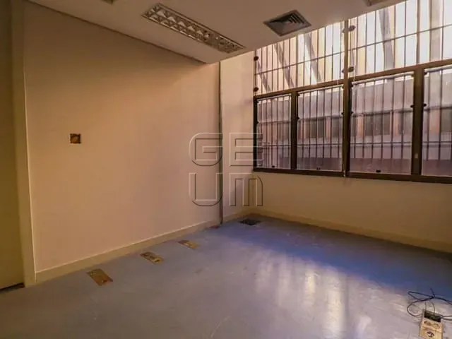 Sala com 728m², para alugar, no bairro Centro em Londrina