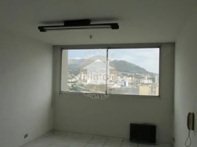 Sala para alugar, no bairro Madureira em Rio de Janeiro