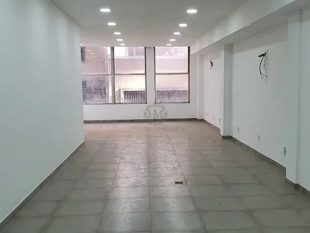 Sala com 197m², para alugar, no bairro Centro em Rio de Janeiro