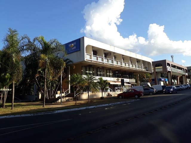 Sala com 35m², para alugar, no bairro Asa Norte em Brasília