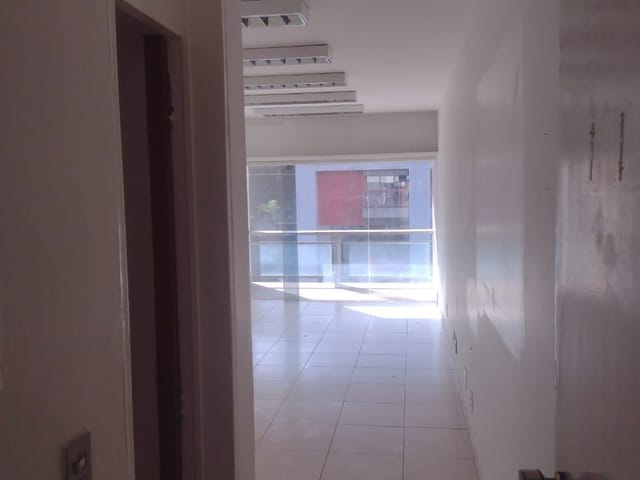 Sala com 35m², para alugar, no bairro Asa Norte em Brasília