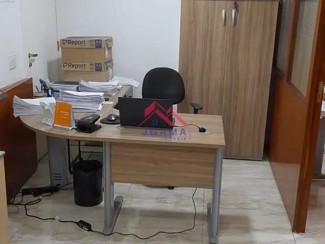 Sala à venda, no bairro Jardim Londrina em São Paulo