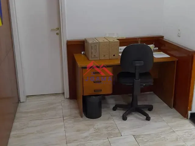 Sala à venda, no bairro Jardim Londrina em São Paulo