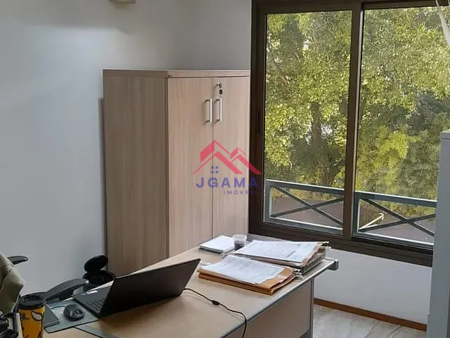 Sala à venda, no bairro Jardim Londrina em São Paulo