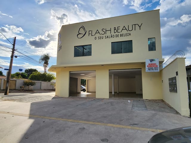 Sala com 150m², para alugar, no bairro Jardim Mariliza em Goiânia