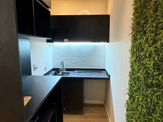 Sala com 78m², para alugar, no bairro Vila Mogilar em Mogi das Cruzes