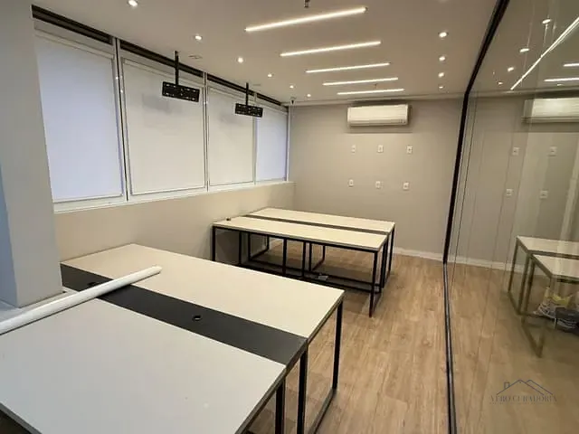 Sala com 78m², para alugar, no bairro Vila Mogilar em Mogi das Cruzes