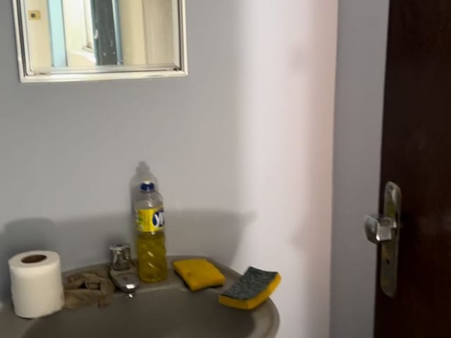 Sala para alugar, no bairro Centro em Arcos
