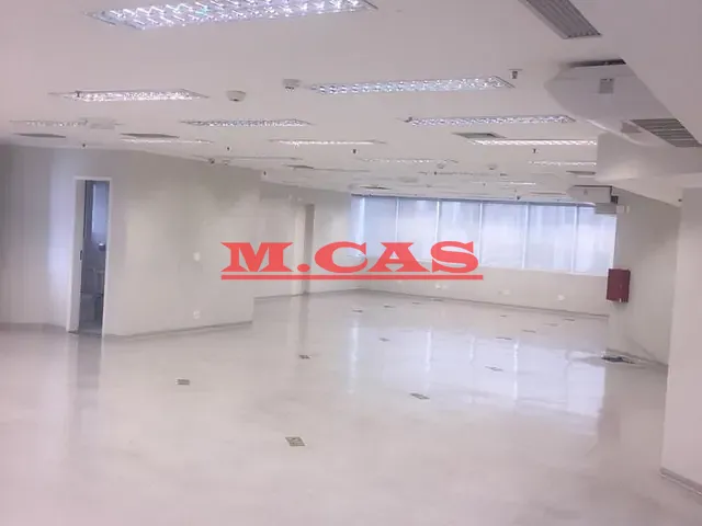 Sala à venda, no bairro Quarta Parada em São Paulo