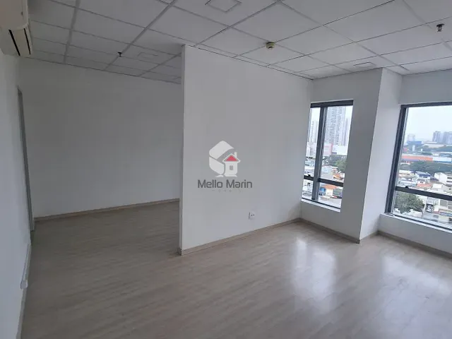 Sala para alugar, no bairro Centro em Osasco