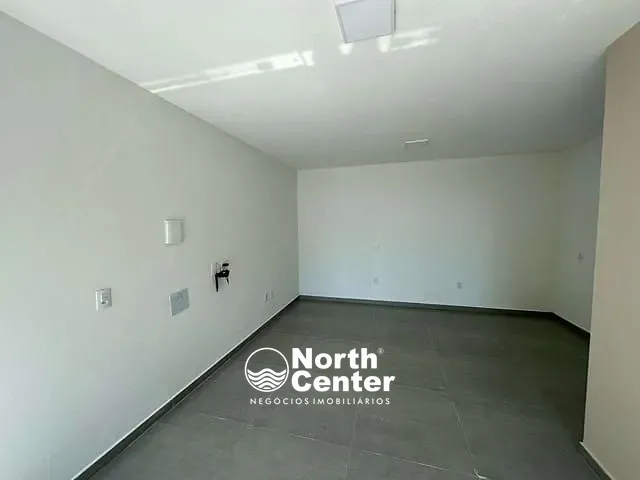 Sala para alugar, no bairro Costeira em Balneário Barra do Sul