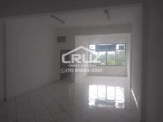 Sala para alugar, no bairro Laranjeiras em Caieiras
