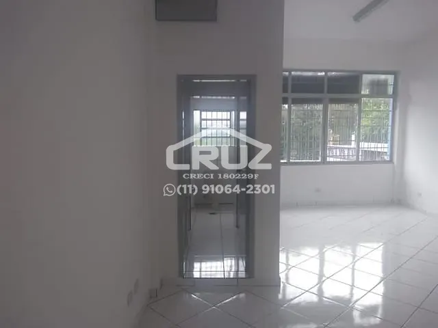 Sala para alugar, no bairro Laranjeiras em Caieiras
