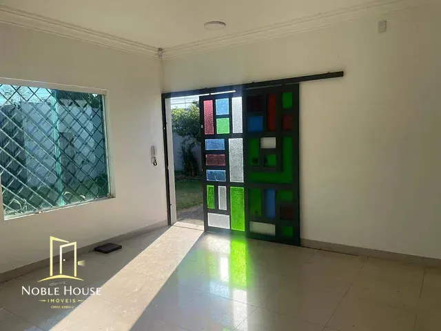 Sala com 300m², para alugar, no bairro Capela em Vinhedo