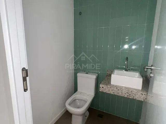 Sala com 56m², à venda, no bairro Centro em Poços de Caldas