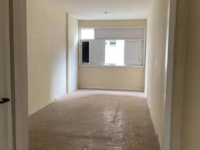 Foto do Sala - Ponto comercial/Loja/Box para aluguel com 27 metros quadrados em Centro - Rio de Janeiro - RJ | Quality House