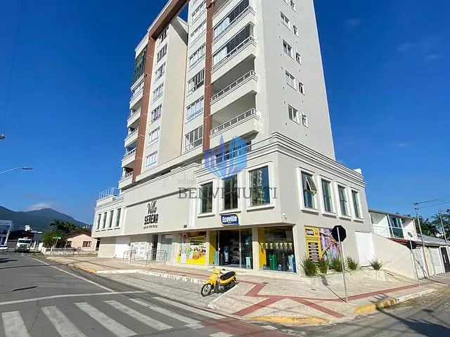 Sala à venda, no bairro Centro em Camboriú