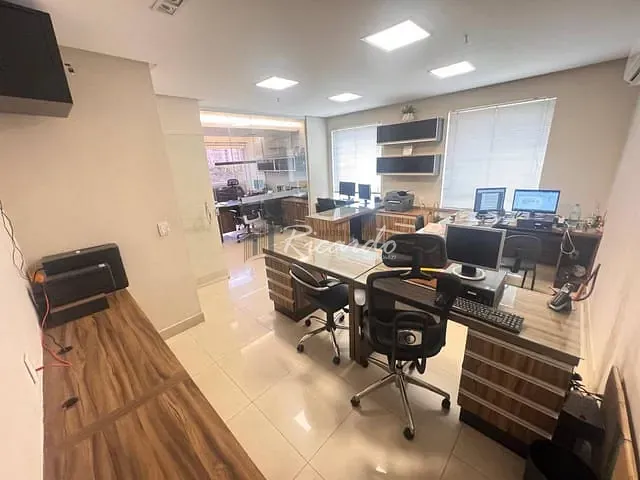 Sala à venda, no bairro Setor Oeste em Goiânia