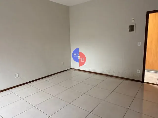 Sala para alugar, no bairro Centro em Magé