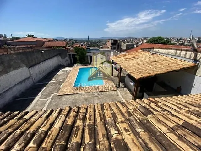 Casa com 360m² 4 quartos e 3 banheiros, à venda, no bairro Parque Xangri-La em Contagem