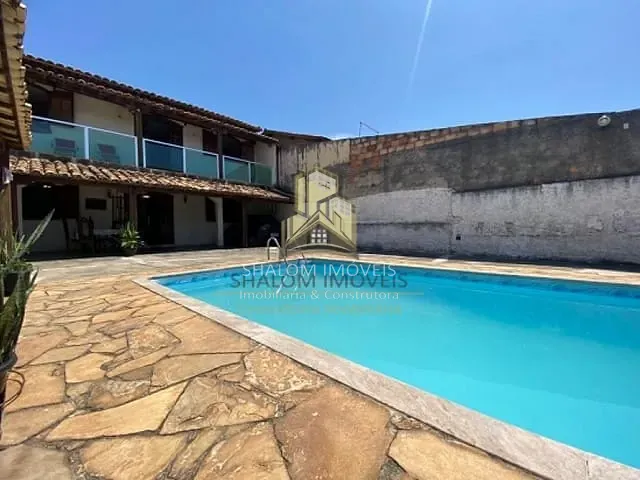 Casa com 360m² 4 quartos e 3 banheiros, à venda, no bairro Parque Xangri-La em Contagem