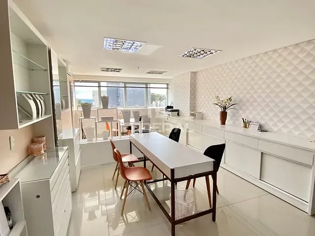Sala com 33m², à venda, no bairro Setor Marista em Goiânia