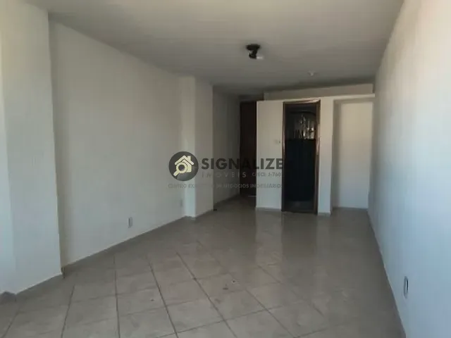 Sala à venda, no bairro Passagem em Cabo Frio
