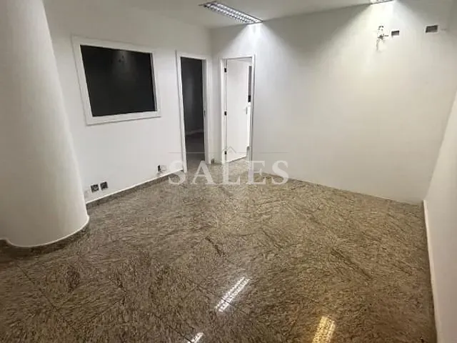 Sala com 296m², à venda, no bairro Centro em Juiz de Fora