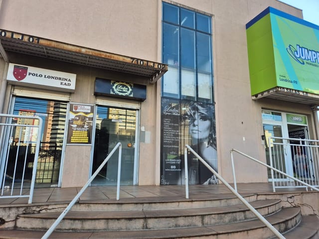 Sala para alugar, no bairro Centro em Londrina