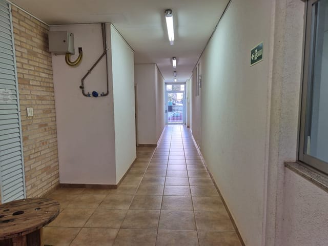 Sala para alugar, no bairro Centro em Londrina