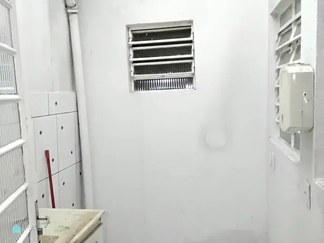 Sala para alugar, no bairro Moinho Velho em São Paulo