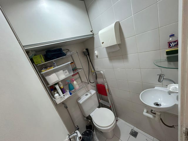 Sala à venda, no bairro Barra Olímpica em Rio de Janeiro