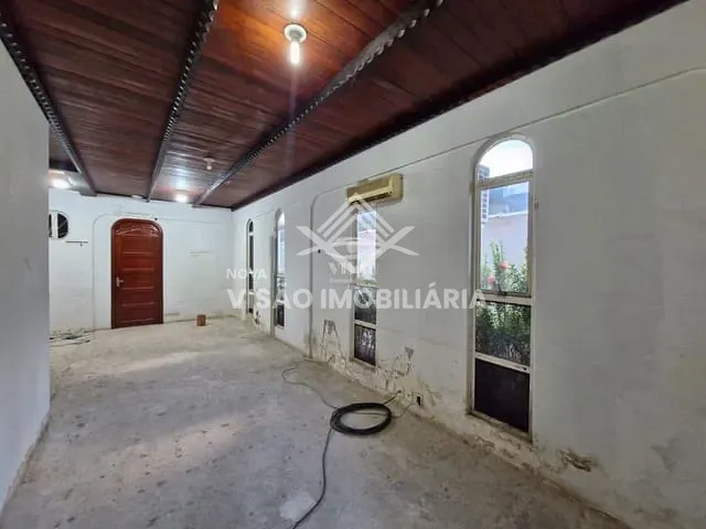 Sala com 200m² 3 quartos e 2 banheiros, para alugar, no bairro Setor Comercial em Sinop