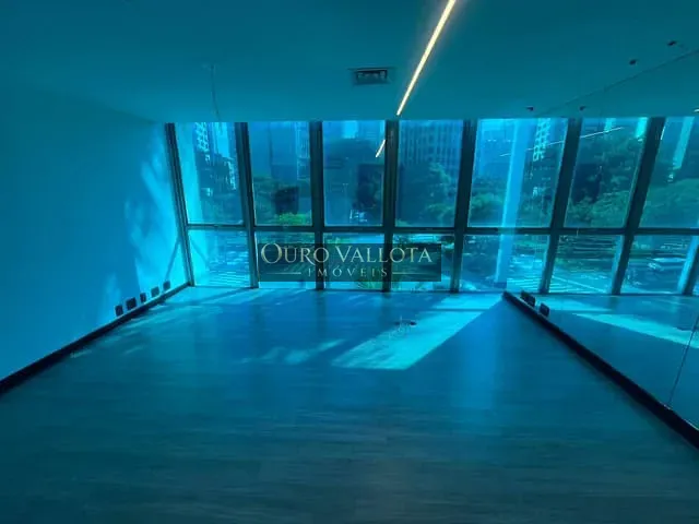Sala com 86m², para alugar, no bairro Jardim Paulistano em São Paulo