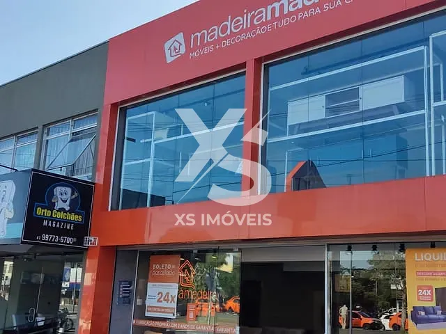 Sala com 120m², para alugar, no bairro Hauer em Curitiba