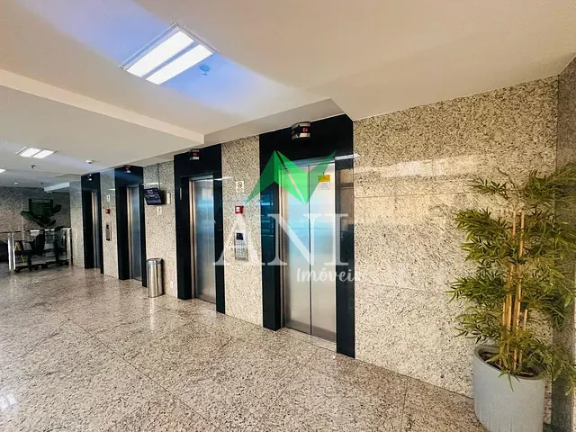 Sala com 25m², à venda, no bairro Nova Suiça em Goiânia