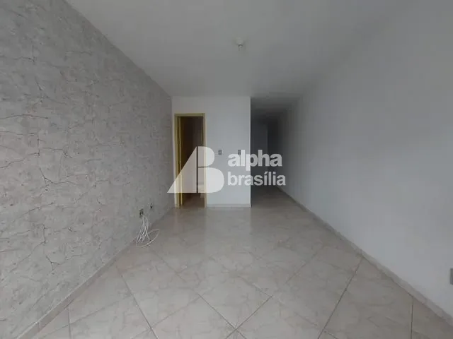 Sala à venda, no bairro Guará II em Brasília