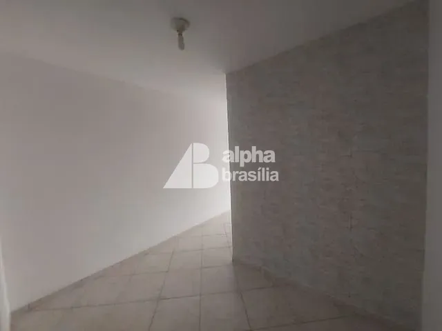 Sala à venda, no bairro Guará II em Brasília