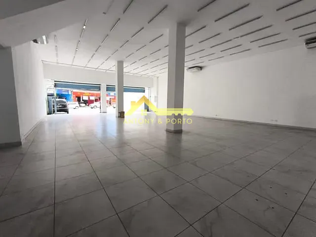 Sala com 330m², para alugar, no bairro Jardim Eugênia em Guarulhos