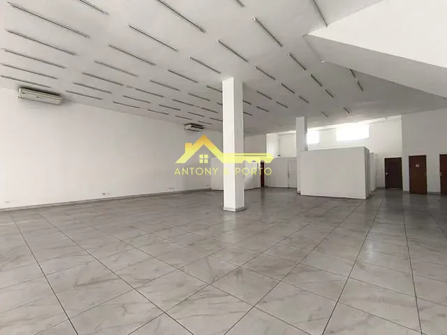 Sala com 330m², para alugar, no bairro Jardim Eugênia em Guarulhos