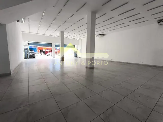 Sala com 330m², para alugar, no bairro Jardim Eugênia em Guarulhos