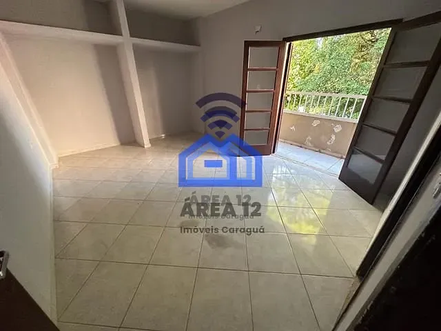 Sala com 150m², para alugar, no bairro Centro em Caraguatatuba