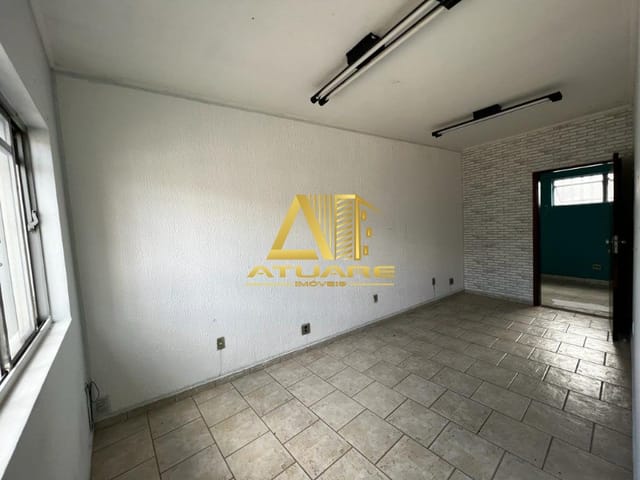Sala com 25m², para alugar, no bairro Centro em Pouso Alegre