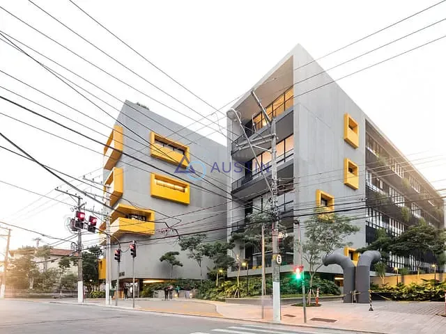 Sala com 360m², para alugar, no bairro Vila Madalena em São Paulo
