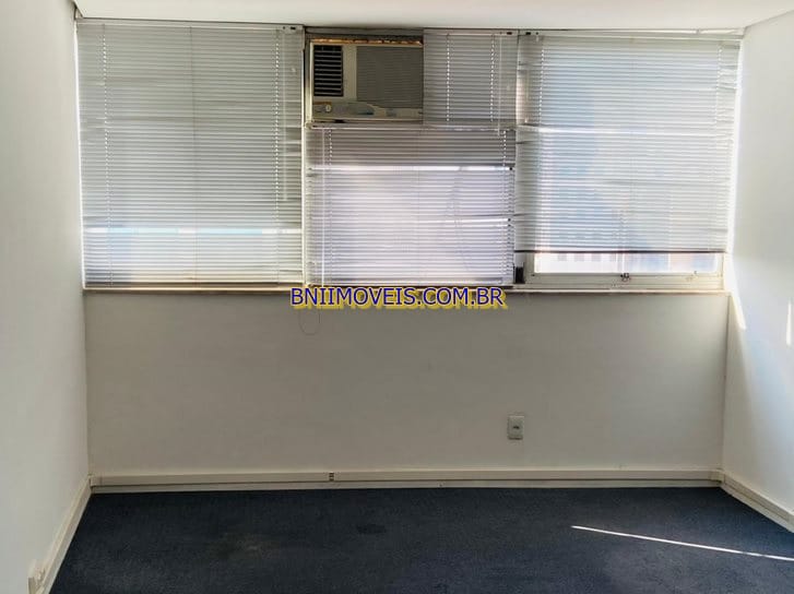 Conjunto Comercial-Sala à venda e aluguel com 2 quartos, 220m² - Foto 5