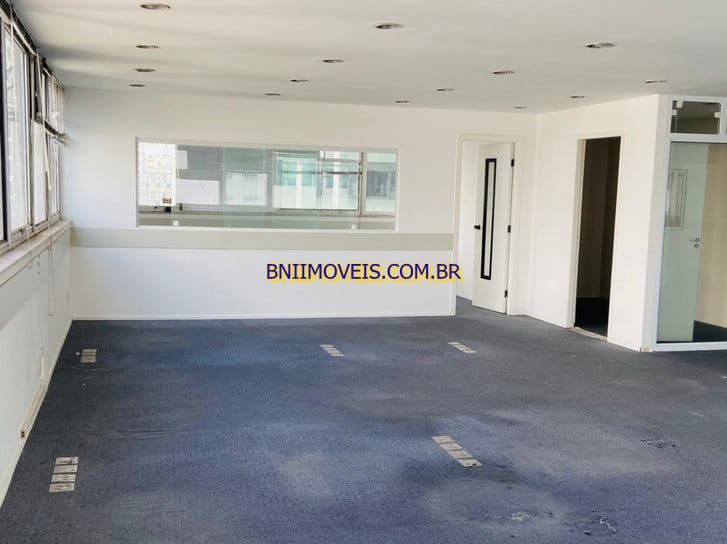 Conjunto Comercial-Sala à venda e aluguel com 2 quartos, 220m² - Foto 3