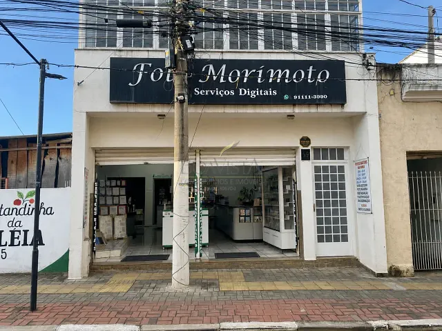 Sala com 306m², para alugar, no bairro Centro em Piracaia